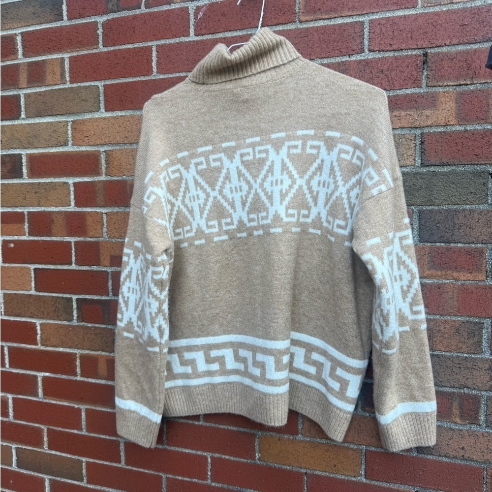 CeCe by Cynthia Steffe Mock Neck Sweater Tan Ivory Geometric Tribal Knit Size M - Picture 4 of 4